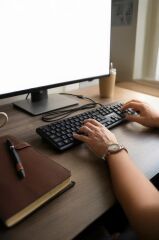Kablolu Q Klavye Bilgisayar Ofis Klavyesi TK01 Siyah