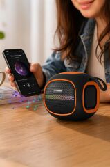 Bluetooth Hoparlör Taşınabilir Kablosuz Speaker FM Radyo USB TF Kart 5W D90 Siyah