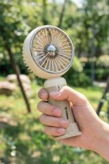 Şarjlı El Vantilatörü Turbo Hava Akışlı 6 Kademeli Taşınabilir Masa Fanı F63 Beyaz