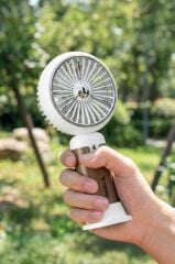 Şarjlı El Vantilatörü Turbo Hava Akışlı 6 Kademeli Taşınabilir Masa Fanı F63 Bej