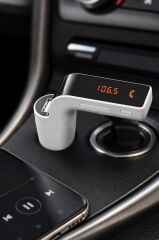 Bluetooth Araç Fm Transmitter Usb Girişli Android Ios Uyumlu CARG7 Beyaz