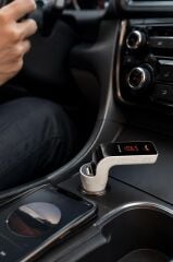 Bluetooth Araç Fm Transmitter Usb Girişli Android Ios Uyumlu CARG7 Beyaz