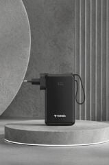 Taşınabilir Batarya 10000 Mah Type-C Hızlı Şarj Dijital Göstergeli 22,5W Powerbank TRM-1017 Siyah