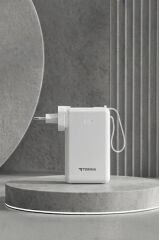 Taşınabilir Batarya 10000 Mah Type-C Hızlı Şarj Dijital Göstergeli 22,5W Powerbank TRM-1017 Beyaz