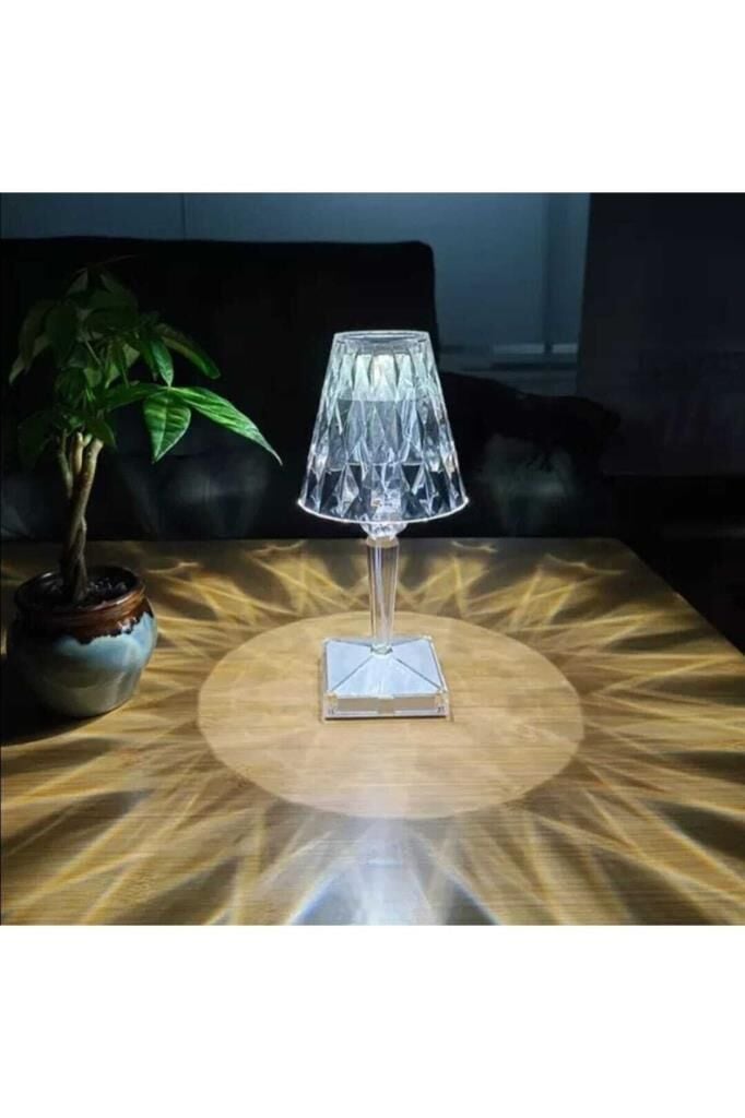 LW-4 Akrilik Kristal Led Şarjlı Masa Üstü Lamba