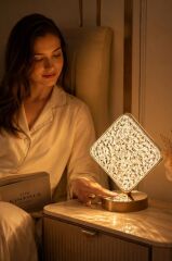 Kare Kristal Elmas Masa Lambası Led Işıklı Şarjlı Dokunmatik Akrilik Gece Lambası LW25