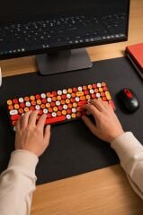Kablosuz Q Klavye Mouse Seti Retro Daktilo Görünümlü TMK07 Çok Renkli